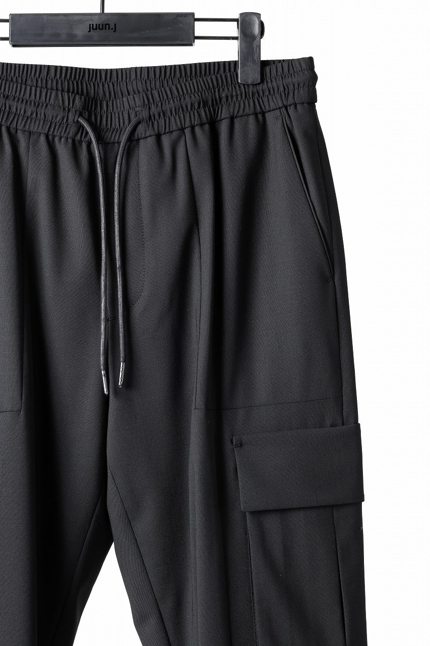 Load image into Gallery viewer, Juun.J Wool Blended Cargo Jogger (BLACK)