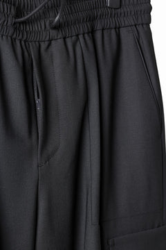 Load image into Gallery viewer, Juun.J Wool Blended Cargo Jogger (BLACK)