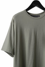 Load image into Gallery viewer, Y&#39;s for men LOGO PRINT SHORT SLEEVE T-SHIRTS / 30/1 COMA COTTON (KHAKI)