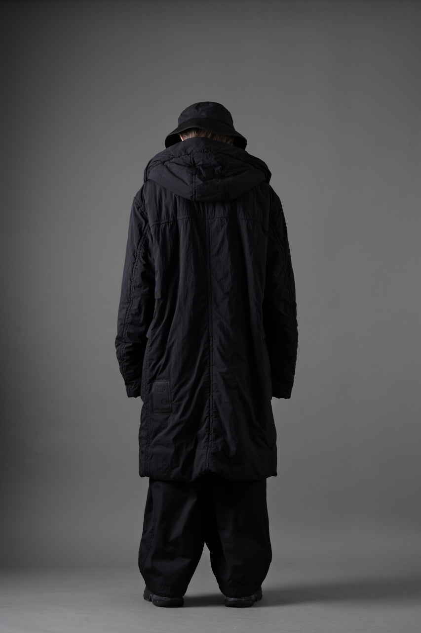 Ten c PADDED PARKA COAT / GARMENT DYED NYLON TACTEL (BLACK)