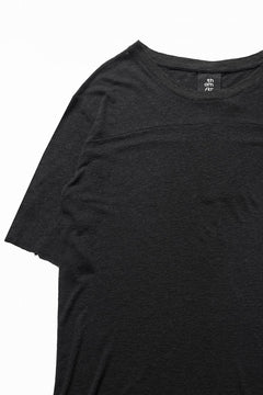 画像をギャラリービューアに読み込む, thom/krom SMOOTH FIT T-SHIRT / VISCOSE LINEN JERSEY (BLACK)