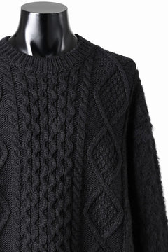 Load image into Gallery viewer, Juun.J Mixed Cabel Sweater (BLACK)