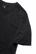 画像をギャラリービューアに読み込む, thom/krom STITCHING BASIC FIT T-SHIRT / SILKY COTTON JERSEY (BLACK)