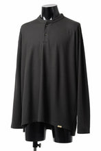 Load image into Gallery viewer, COLINA HENLEY NECK PO SHIRTS / SUPER 140s WASHABLE WOOL (EBONY)