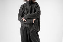 Load image into Gallery viewer, ISABEL BENENATO Wool Turtle-Neck Sweater width A Relaxed Fit and Asymmetrical Fringed Hem (GRAPHITE)