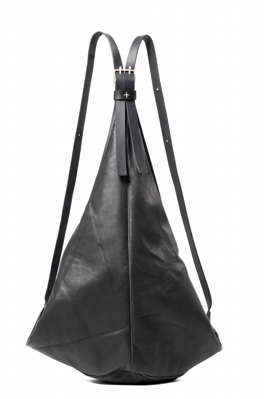 Load image into Gallery viewer, m.a+ medium pyramid back pack / BL42/SY1.0 (BLACK)