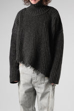 Load image into Gallery viewer, ISABEL BENENATO Wool Turtle-Neck Sweater width A Relaxed Fit and Asymmetrical Fringed Hem (GRAPHITE)