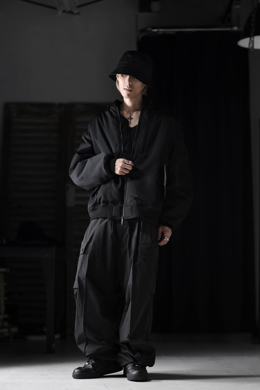th products NERDRUM / Cargo Pants / recycled nylon stretch taffeta (black)