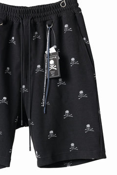 画像をギャラリービューアに読み込む, mastermind JAPAN SKULL MONOGRAM PILE SHORTS / REGULAR FIT (BLACK)