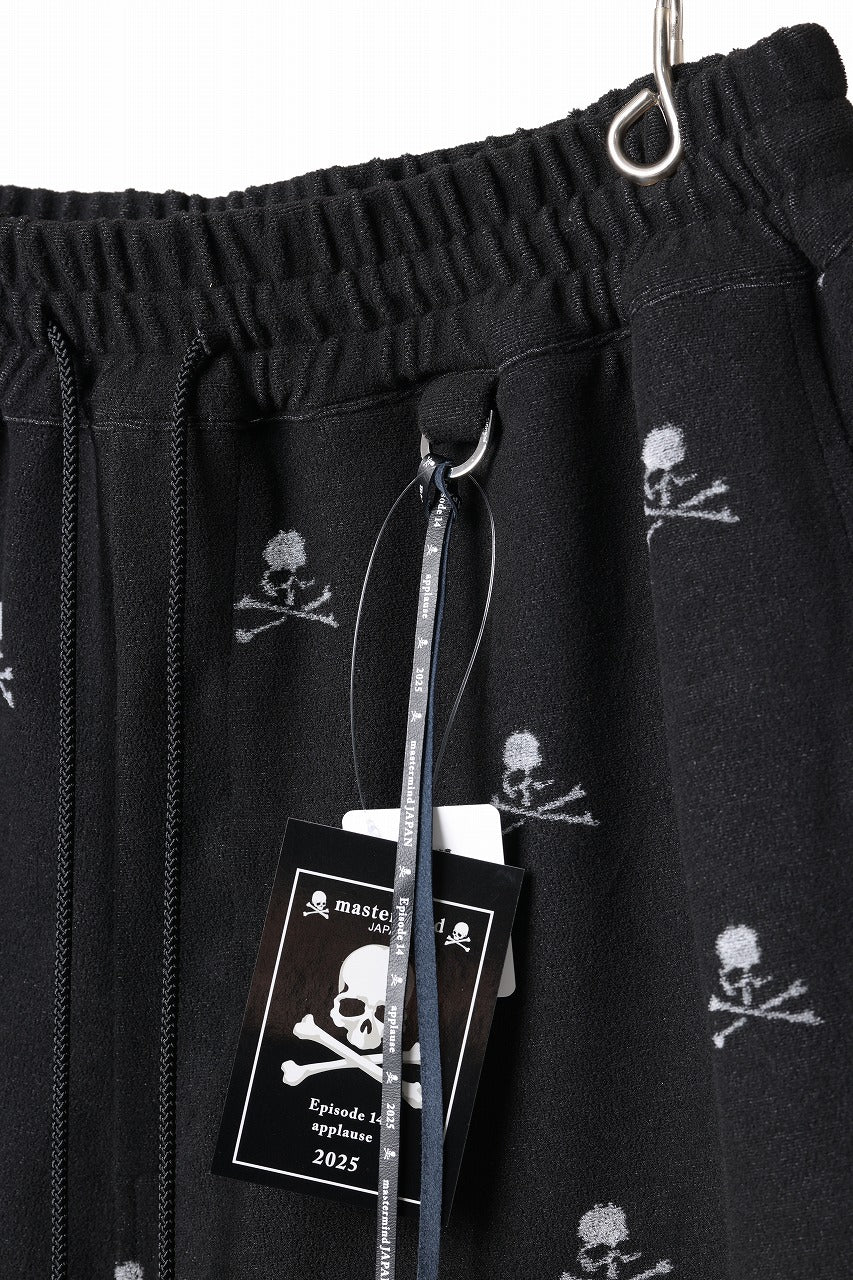 mastermind JAPAN SKULL MONOGRAM PILE SHORTS / REGULAR FIT (BLACK)