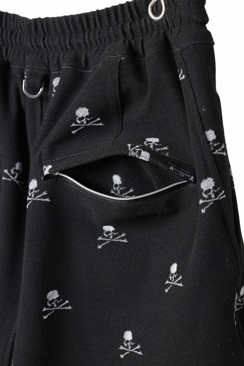 mastermind JAPAN SKULL MONOGRAM PILE SHORTS / REGULAR FIT (BLACK)