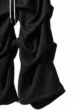 Load image into Gallery viewer, A.F ARTEFACT EXTREME WIDE BAGGY PANTS / SERGE TWILL (BLACK)