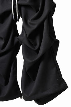 Load image into Gallery viewer, A.F ARTEFACT EXTREME WIDE BAGGY PANTS / SERGE TWILL (BLACK)