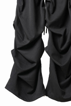 Load image into Gallery viewer, A.F ARTEFACT EXTREME WIDE BAGGY PANTS / SERGE TWILL (BLACK)