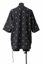 画像をギャラリービューアに読み込む, mastermind JAPAN SKULL MONOGRAM PILE SS TEE / BOXY FIT (BLACK)