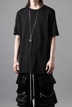 画像をギャラリービューアに読み込む, thom/krom STITCHING BASIC FIT T-SHIRT / SILKY COTTON JERSEY (BLACK)
