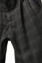 画像をギャラリービューアに読み込む, Y&#39;s for men CHECK WIDE PANTS with HEM TUB / JP INK DYED LINEN / WOOL (BROWN)