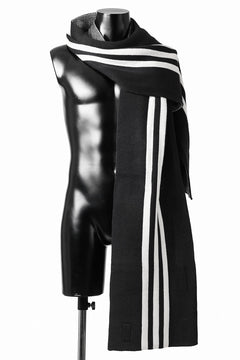 Load image into Gallery viewer, Y-3 Yohji Yamamoto 3 STRIPE SCARF (BLACK)