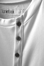 Load image into Gallery viewer, LEMURIA BIAS HENRY NECK S/S TOP #2 / MASTER HIGH GAUGE SMOOTH (WHITE)
