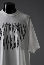 画像をギャラリービューアに読み込む, MASTERMIND WORLD DEATH METAL TEE / OVERSIZED (WHITE)