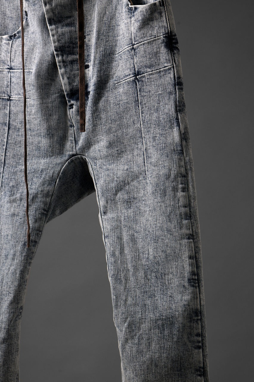 Load image into Gallery viewer, BORIS BIDJAN SABERI CROPPED TROUSER / OXIDISED &quot;P15.1 BF-FKU10002&quot; (BLEACH DENIM)