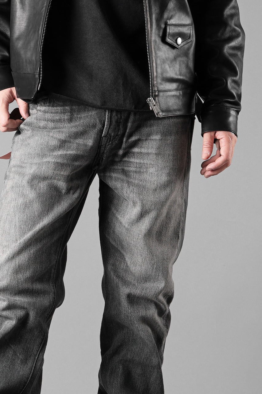 Load image into Gallery viewer, FULLCOUNT "Dartford" 1101BKSSHW Straight Jeans / 11.5oz Zimbabwe Selvedge Denim (BLACK / VINTAGE FADED)
