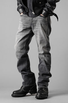 Load image into Gallery viewer, FULLCOUNT "Dartford" 1101BKSSHW Straight Jeans / 11.5oz Zimbabwe Selvedge Denim (BLACK / VINTAGE FADED)