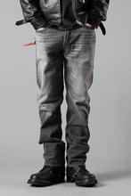 Load image into Gallery viewer, FULLCOUNT "Dartford" 1101BKSSHW Straight Jeans / 11.5oz Zimbabwe Selvedge Denim (BLACK / VINTAGE FADED)