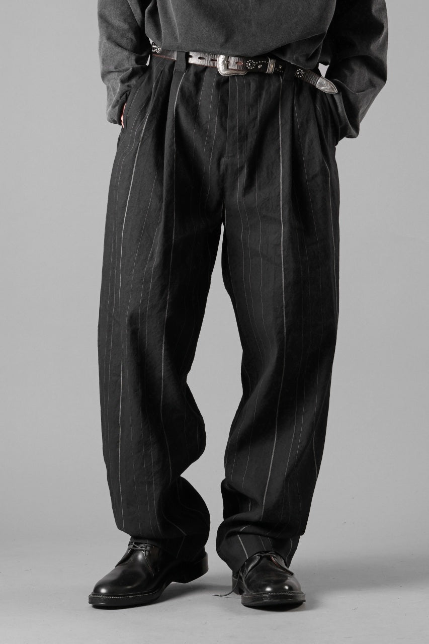 画像をギャラリービューアに読み込む, Hannibal. Wide Pleated Trousers / Homer 222. (BLACK CHALK STRIPED)
