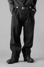 画像をギャラリービューアに読み込む, Hannibal. Wide Pleated Trousers / Homer 222. (BLACK CHALK STRIPED)