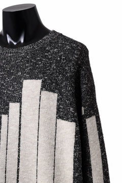 Load image into Gallery viewer, A.F ARTEFACT GEO PATTERN KNIT TOPS (GREY x BEIGE)