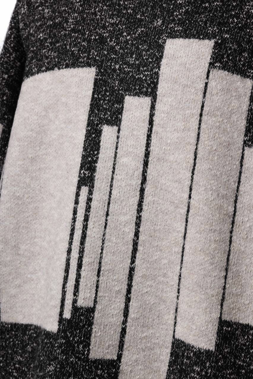 Load image into Gallery viewer, A.F ARTEFACT GEO PATTERN KNIT TOPS (GREY x BEIGE)