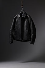 Load image into Gallery viewer, ierib EX-Collared Zip Jacket / Horse Nubuck Leather (BLACK)