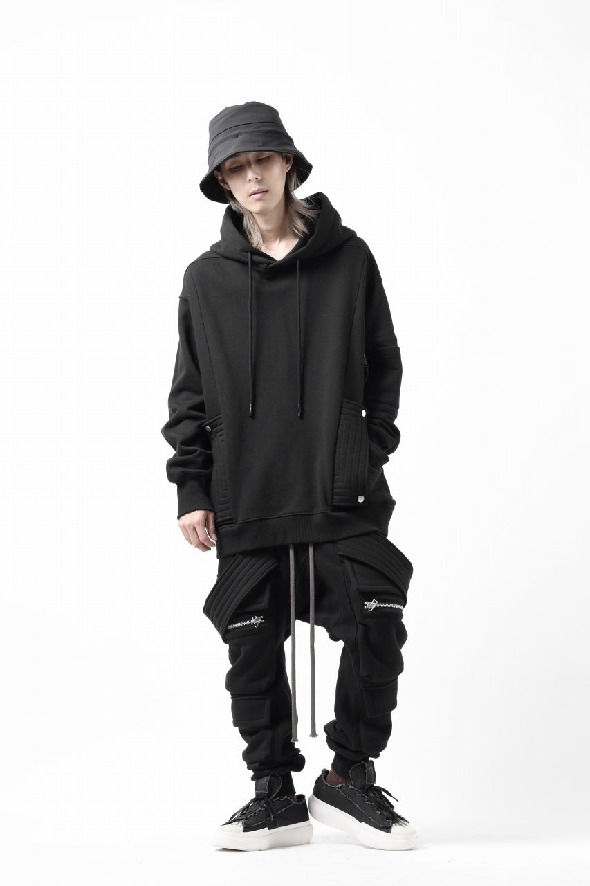 A.F ARTEFACT FLAP-DETAIL SWEAT HOODIE (BLACK)