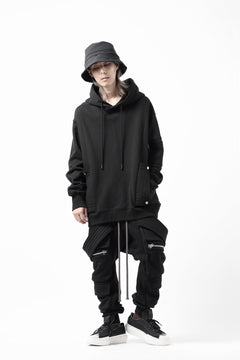 画像をギャラリービューアに読み込む, A.F ARTEFACT FLAP-DETAIL SWEAT HOODIE (BLACK)