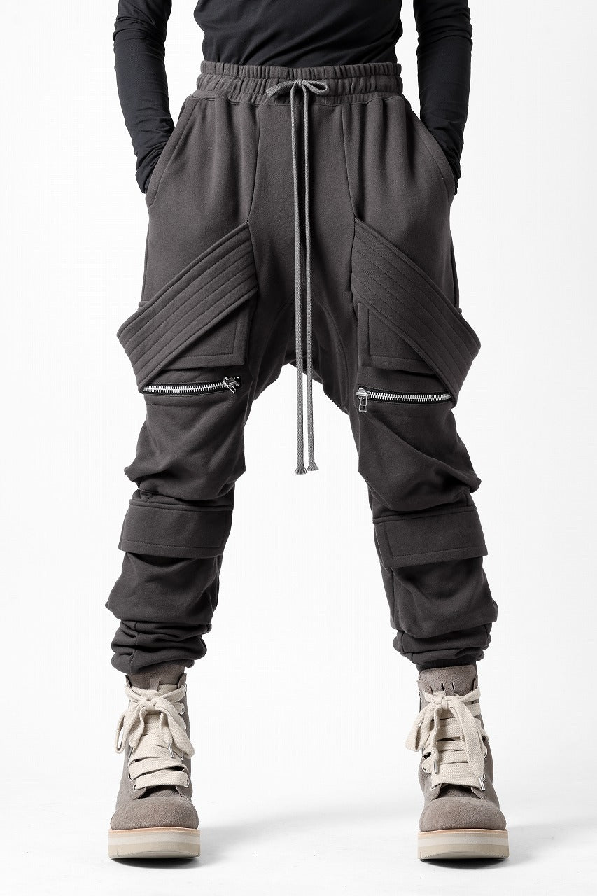 A.F ARTEFACT BELTED CARGO SARROUEL EASY PANTS (DARK GREY)