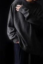 Load image into Gallery viewer, 【SAMPLE SALE】A.F ARTEFACT SIMPLE KNIT SWEATER / SOFT WOOL (GREY)