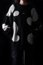 Load image into Gallery viewer, 【SAMPLE SALE】A.F ARTEFACT POLKA PATTERN KNIT TOPS (BLACK x BEIGE)