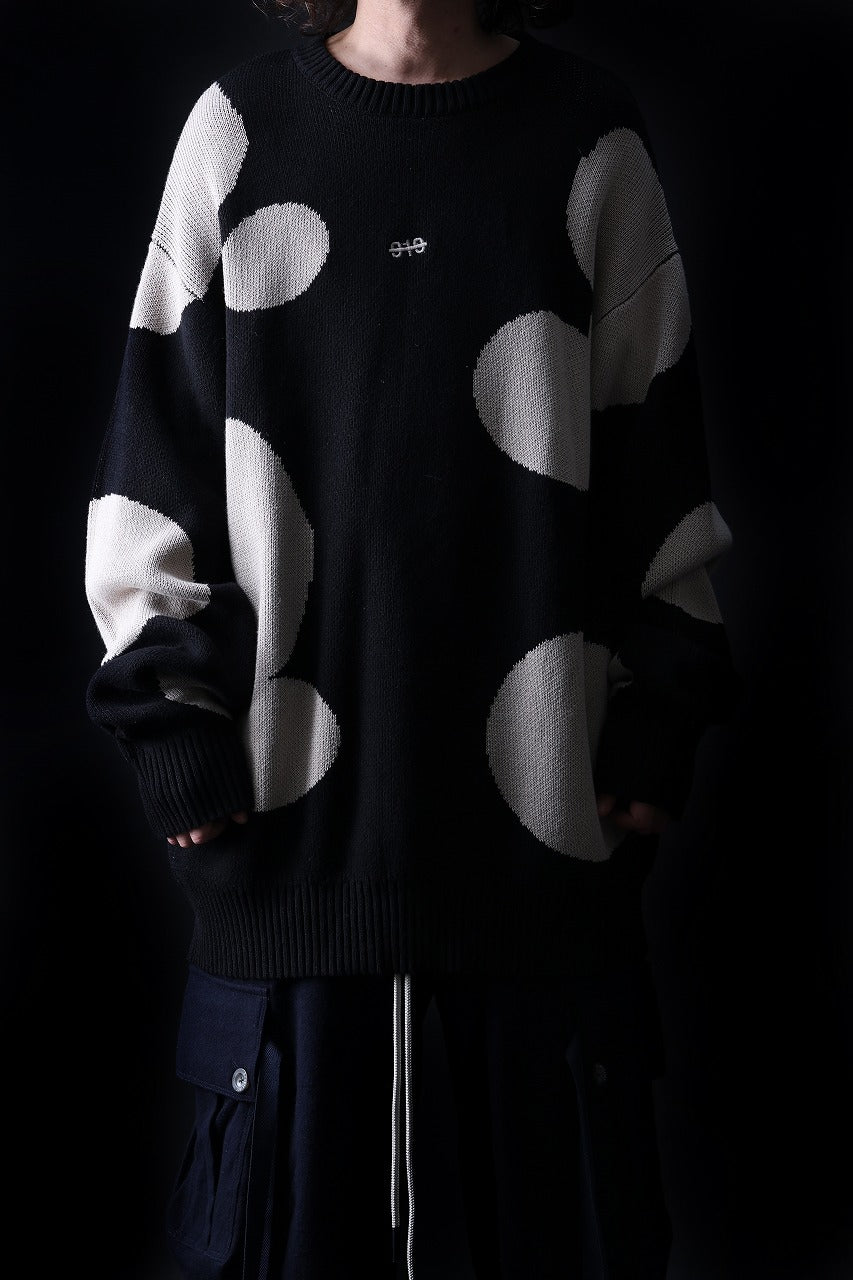 Load image into Gallery viewer, 【SAMPLE SALE】A.F ARTEFACT POLKA PATTERN KNIT TOPS (BLACK x BEIGE)
