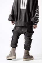 画像をギャラリービューアに読み込む, A.F ARTEFACT BELTED CARGO SARROUEL EASY PANTS (DARK GREY)