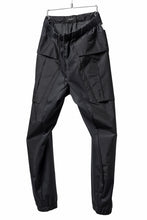 Load image into Gallery viewer, D-VEC CARGO PANTS / WINDSTOPPER BY GORE-TEX LABS 3L (NIGHT SEA BLACK)