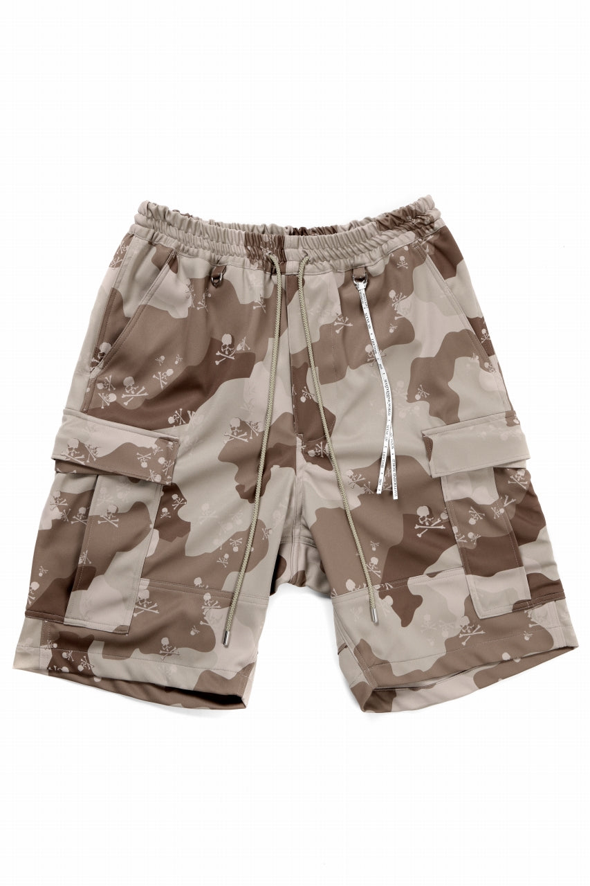 MASTERMIND WORLD JERSEY CAMO CARGO SHORTS (DESERT)