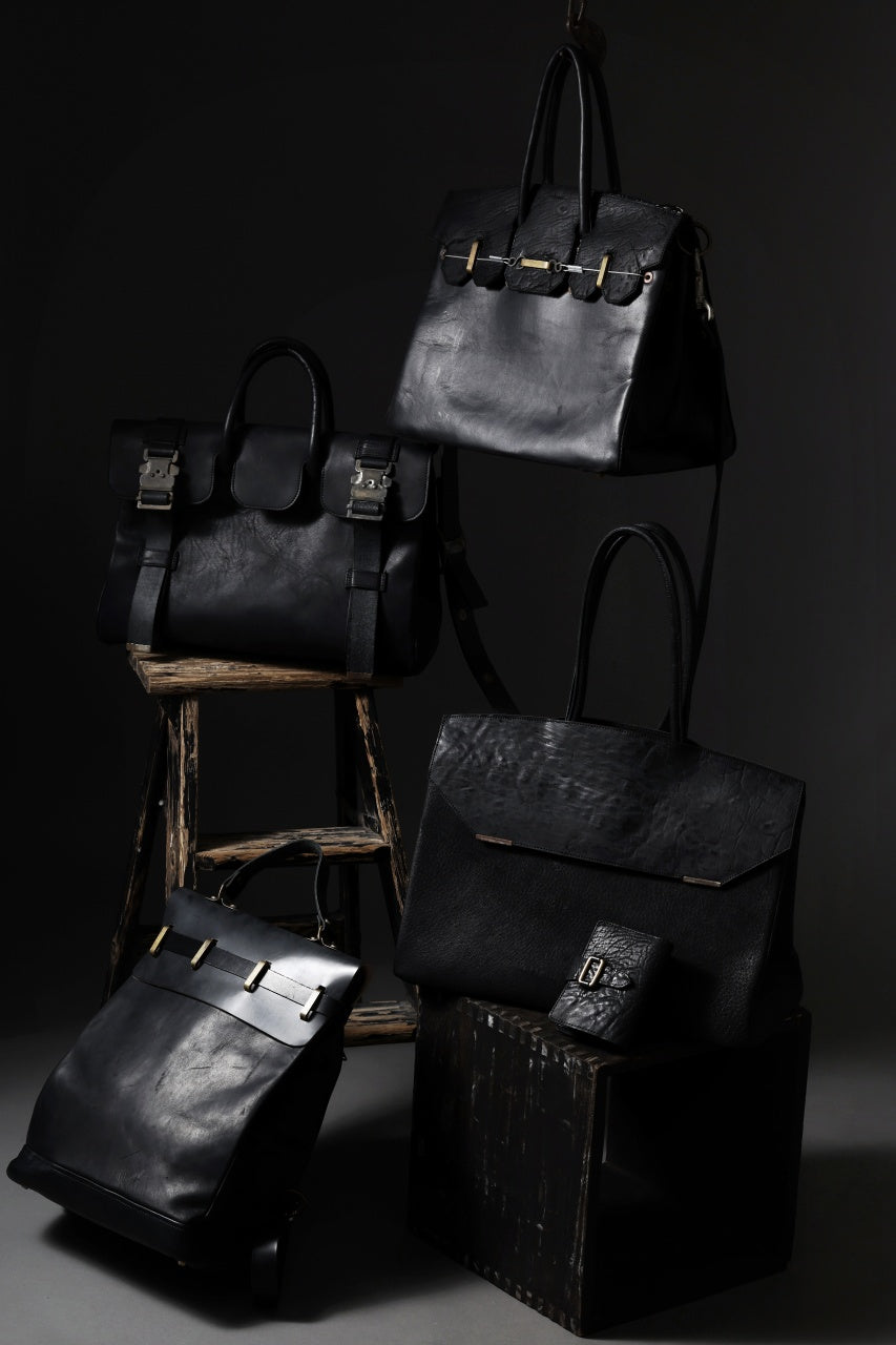 ierib exclusive Bark Bag Prot 40 / Wild Boar + Waxed Horse Butt Leather (BLACK)