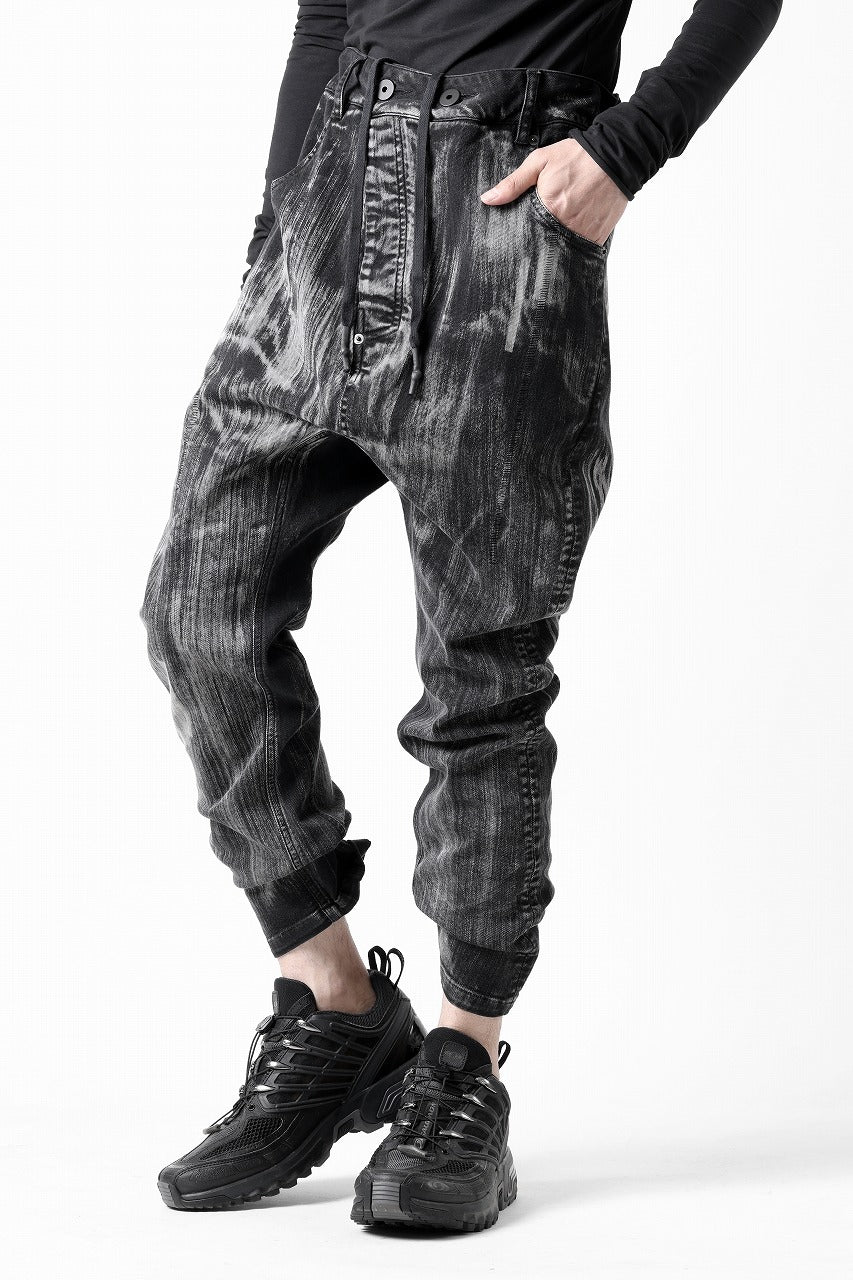 11 BY BORIS BIDJAN SABERI LOW CROTCH BAGGY PANTS / OBJECT DYED & USED EFFECT "P4C-F1481" (BLACK)