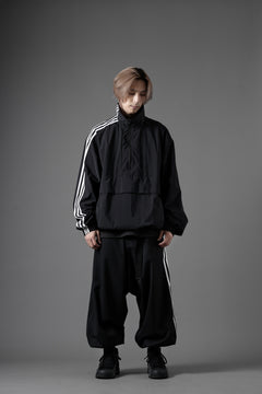 画像をギャラリービューアに読み込む, Y-3 Yohji Yamamoto THREE STRIPES NYLON HALF ZIP BLOUSON (BLACK)