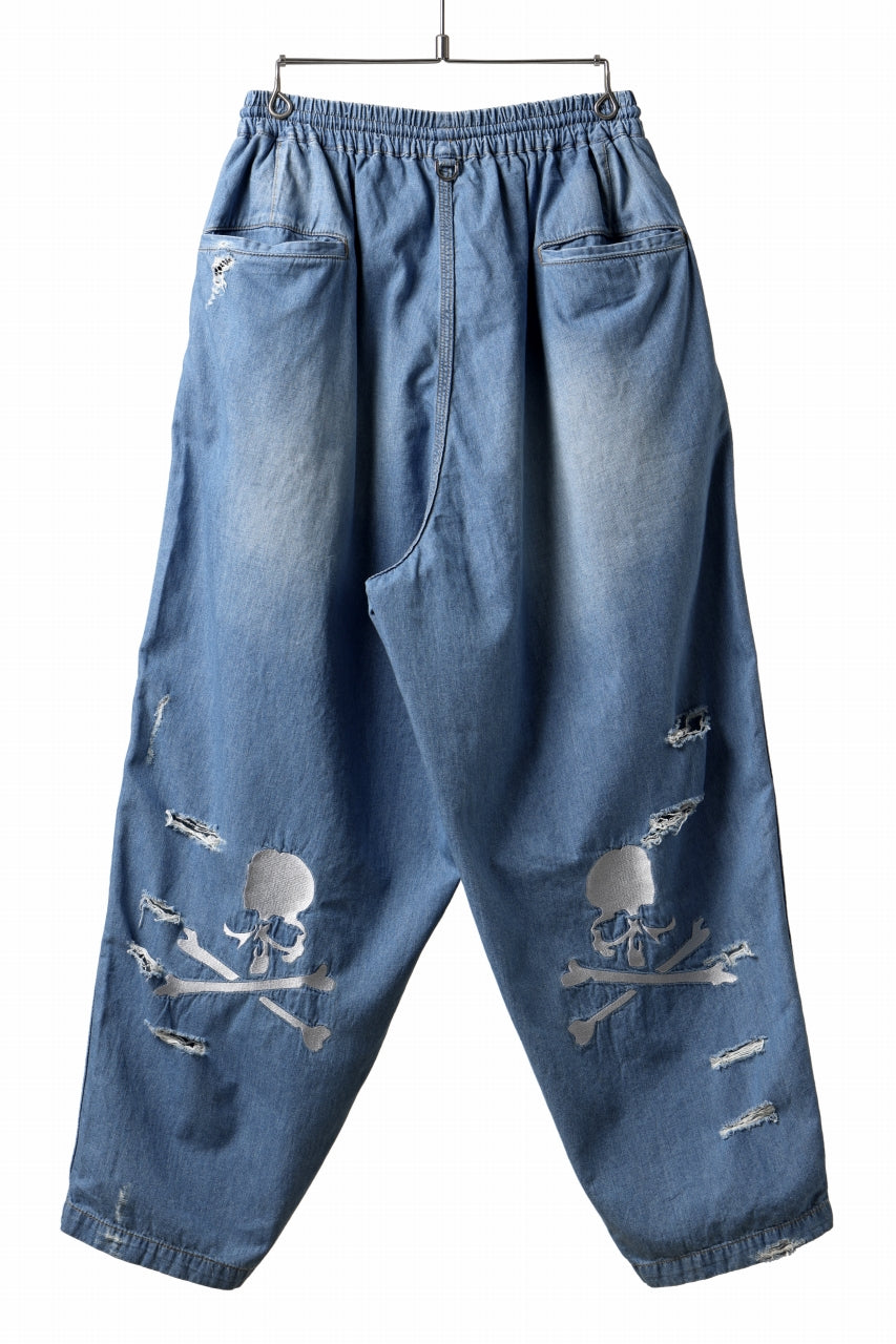 mastermind JAPAN DISTRESSED WIDE EASY DENIM PANTS (INDIGO)