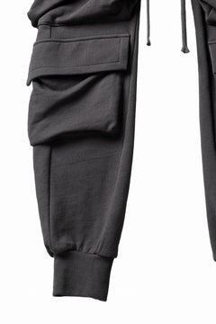 画像をギャラリービューアに読み込む, A.F ARTEFACT BELTED CARGO SARROUEL EASY PANTS (DARK GREY)