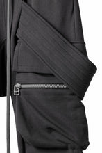 Load image into Gallery viewer, A.F ARTEFACT BELTED CARGO SARROUEL EASY PANTS (DARK GREY)