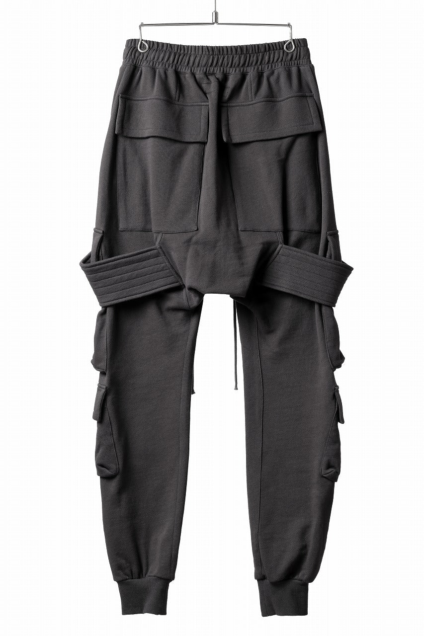 A.F ARTEFACT BELTED CARGO SARROUEL EASY PANTS (DARK GREY)