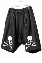 画像をギャラリービューアに読み込む, MASTERMIND WORLD OG SWEAT SHORTS (BLACK)